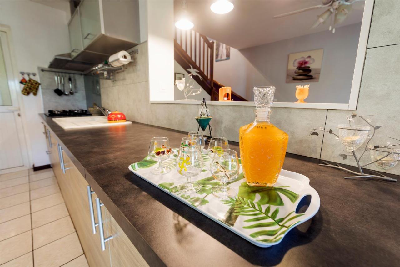 Capucine Les Hauts Riviere Saint-Louis Esterno foto